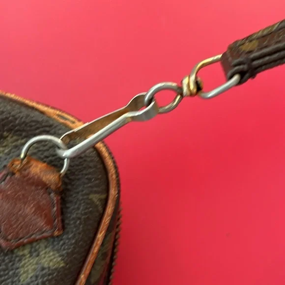 Louis Vuitton cross body Bag vintage - Picture 8 of 12